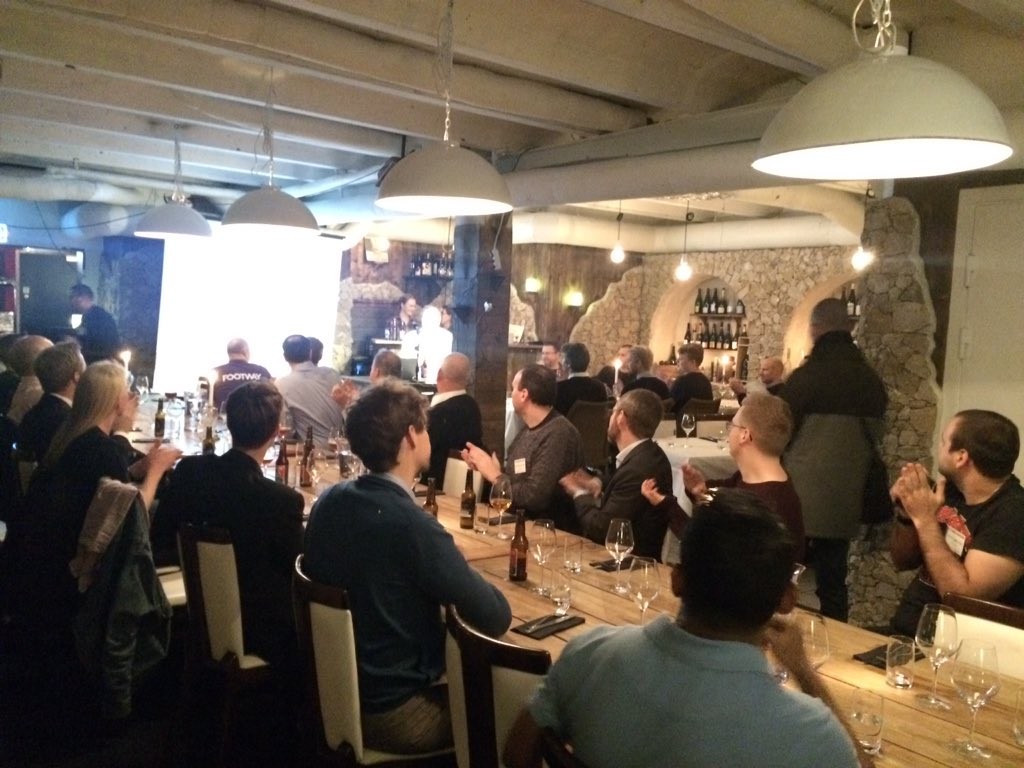 cloudbeer_crowd